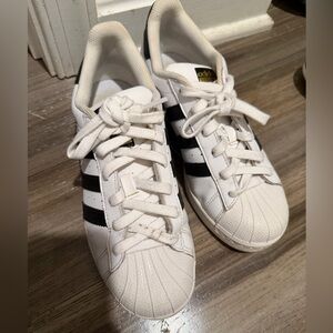 Adidas Superstar Sneakers